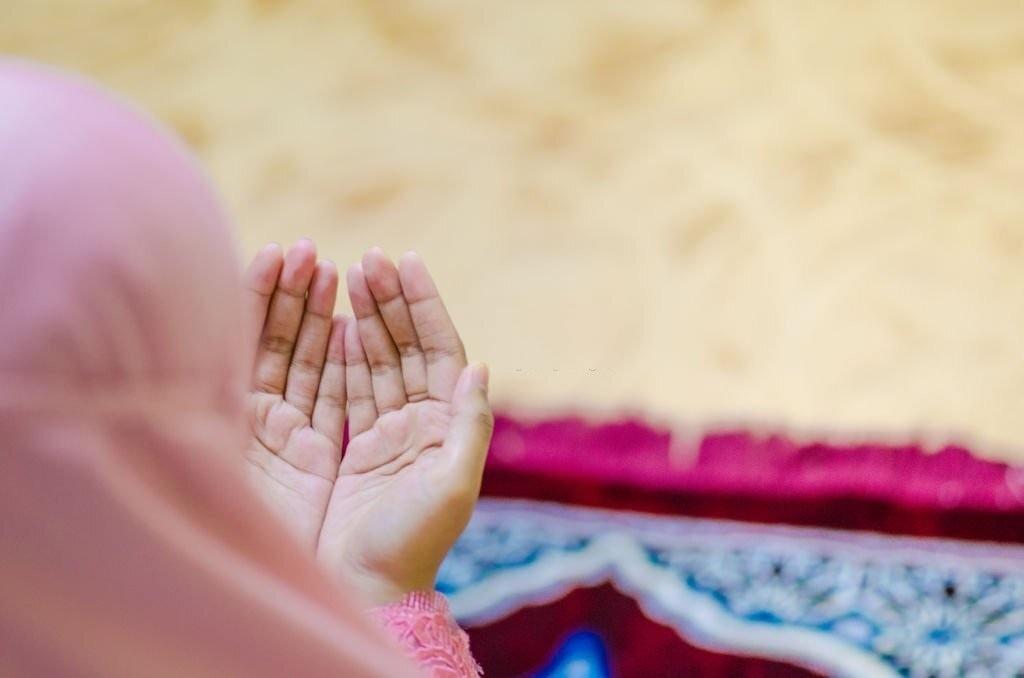 متن تعقیبات نماز صبح در مفاتیح الجنان