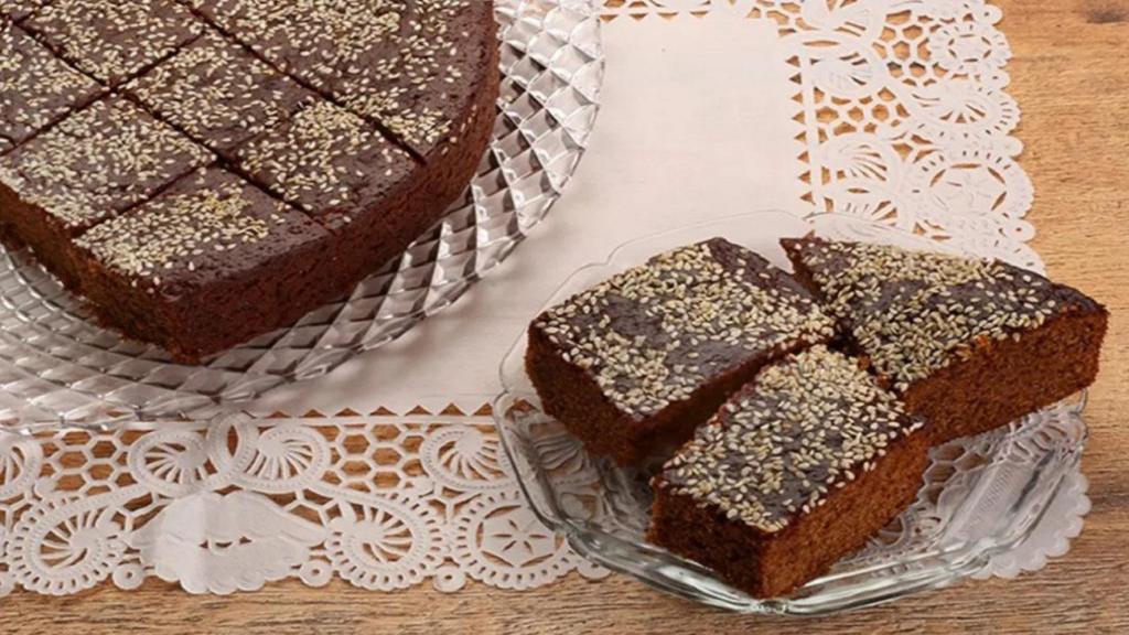 طرز تهیه کیک با شیره انگور خوشمزه و رژیمی بدون شکر در فر