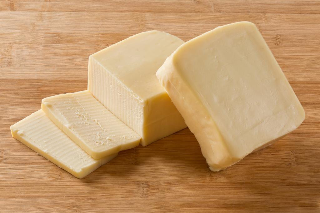 طرز تهیه پنیر موزارلا در خانه
