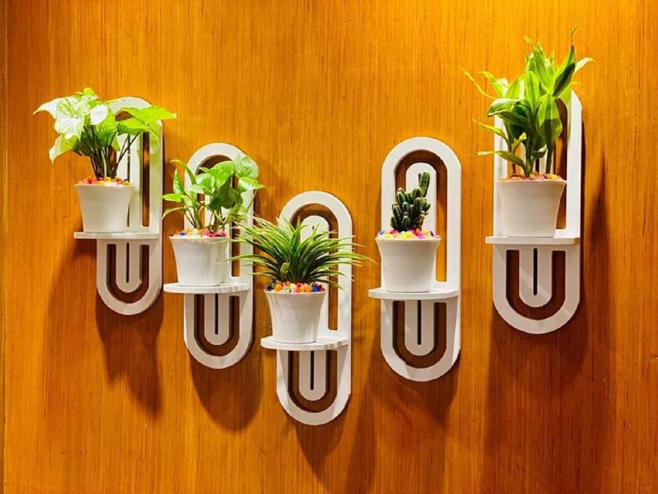 مدل شلف دیواری چوبی ساده و شیک2