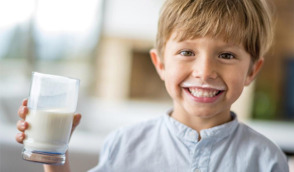 بهترین زمان مصرف شیر برای کودکان
