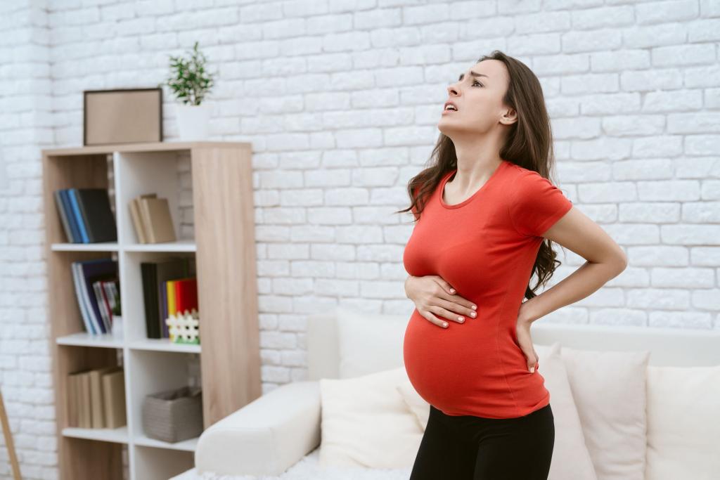 علائم بارداری همزمان با پریود