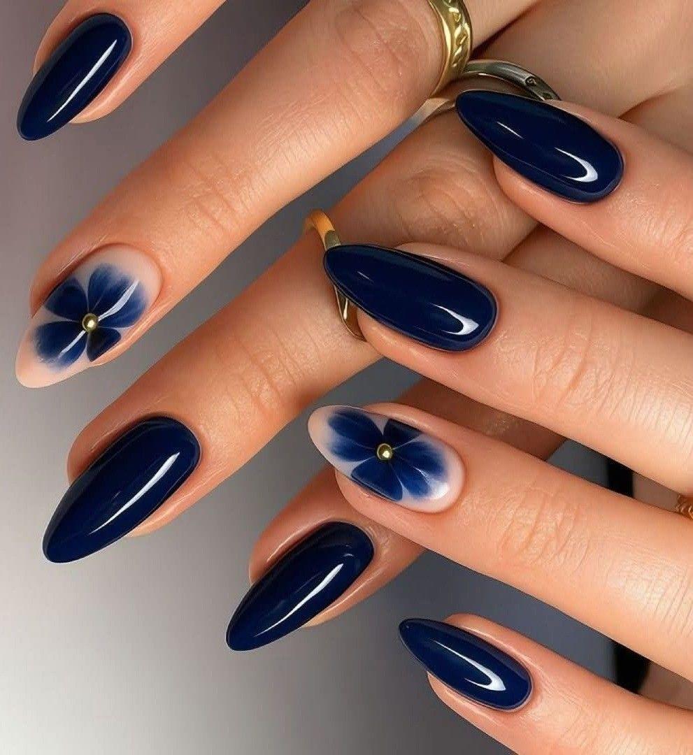 مدل ناخن کروم آبی 3