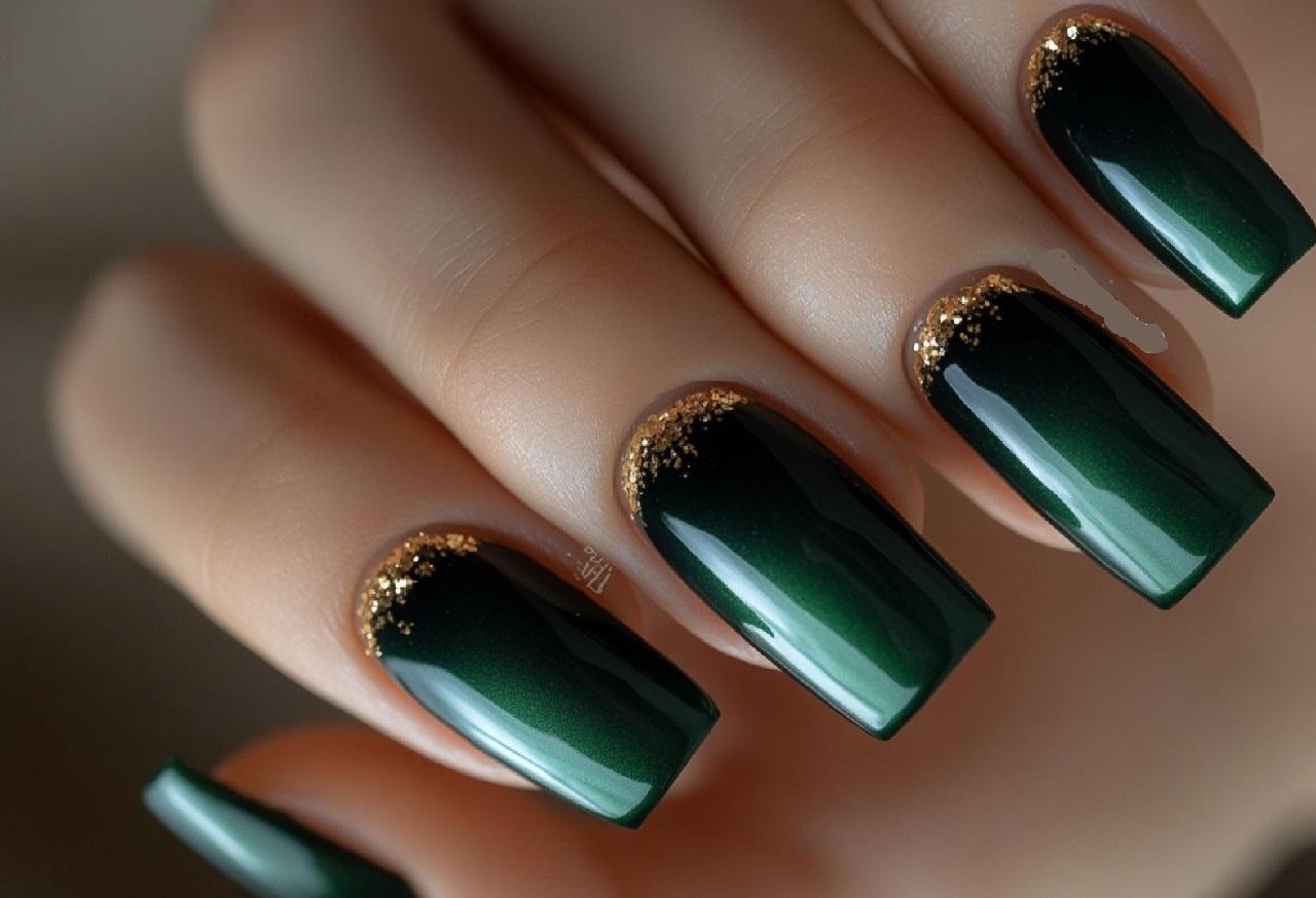 مدل ناخن برای شب یلدا ساده و مینیمال 3