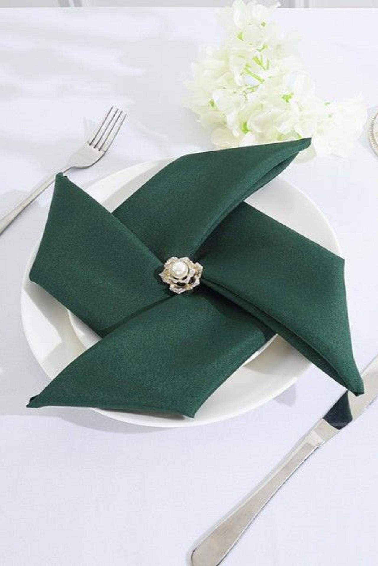 مدل تزیین دستمال سفره یکبار مصرف8