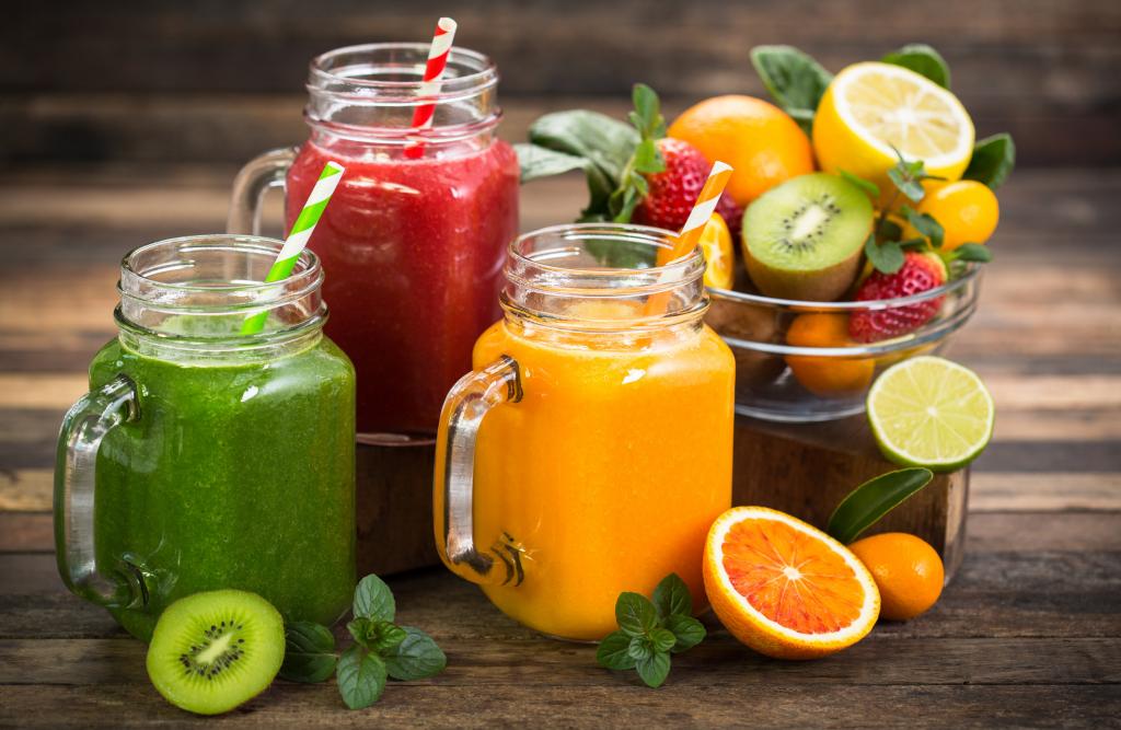غذاهای مضر برای سلامتی:  آب میوه