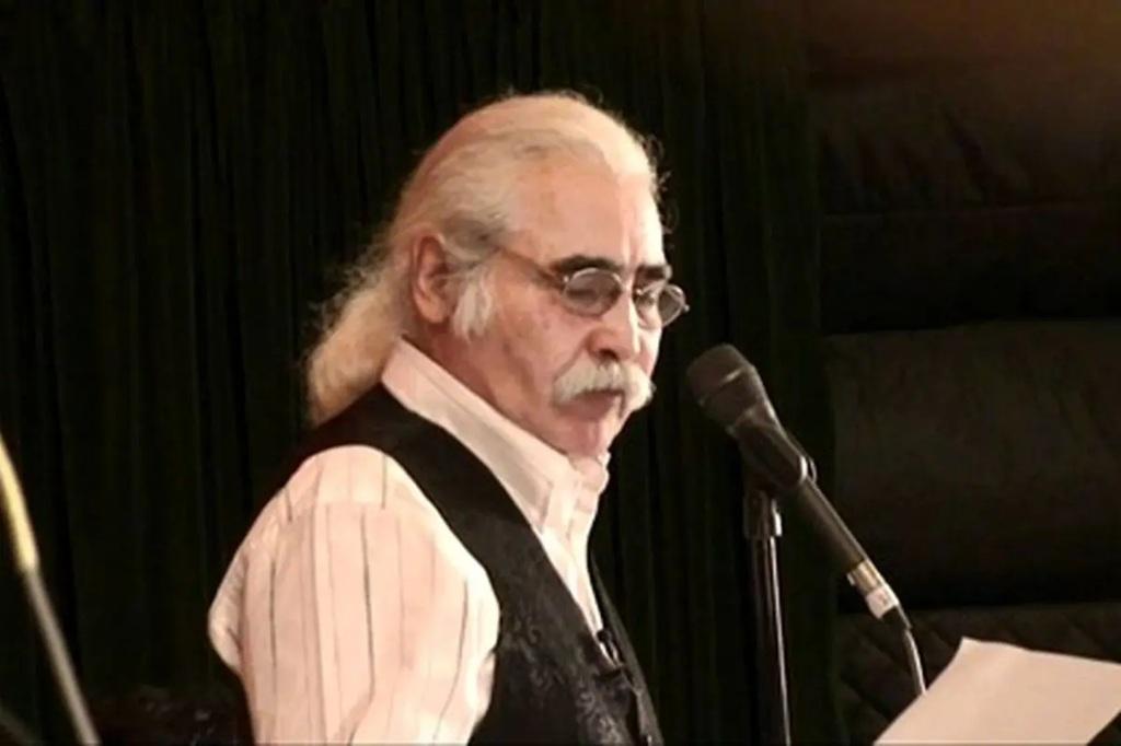 جملات زیبا از ایرج جنتی عطایی