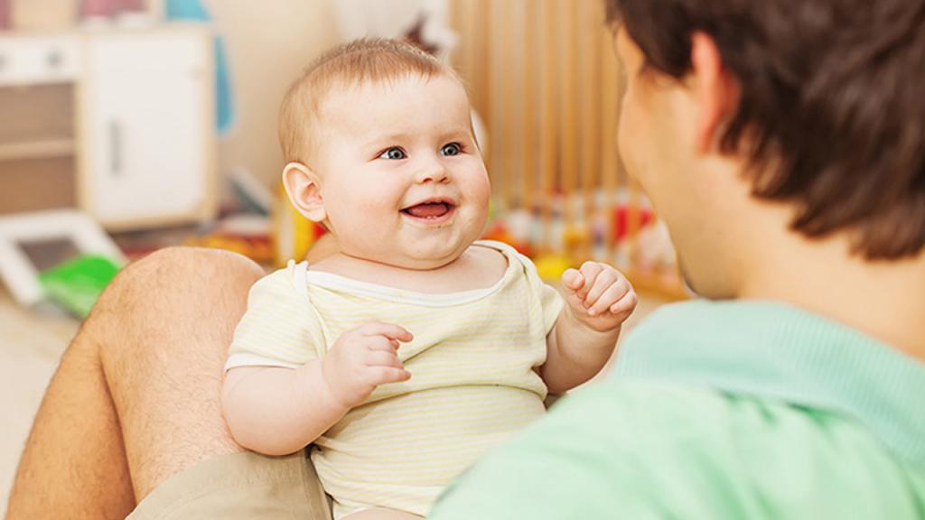 نوزادان چه موقع بعد از تولد شروع به شنیدن می کنند؟