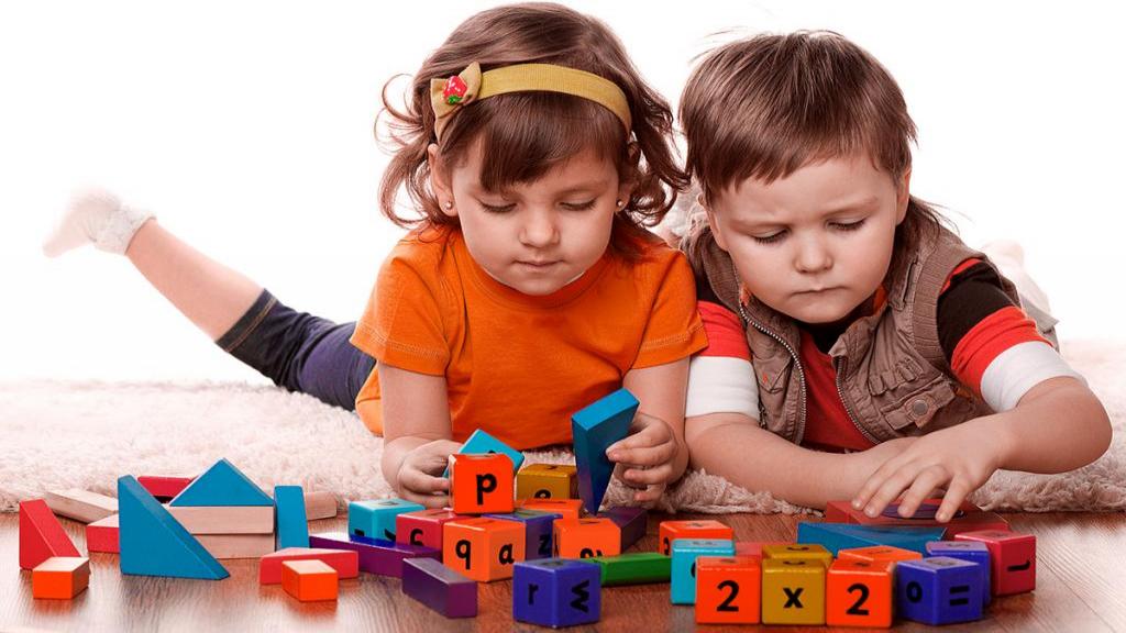 تقویت حافظه و بالا بردن تمرکز کودکان با 12 تکنیک و بازی ساده