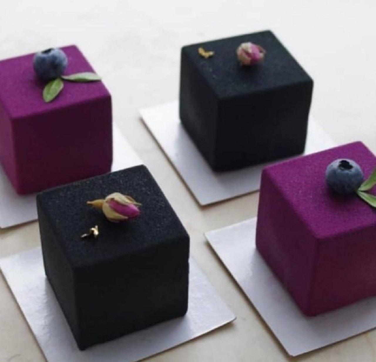 مدل مینی کیک روز مادر فانتزی مربعی