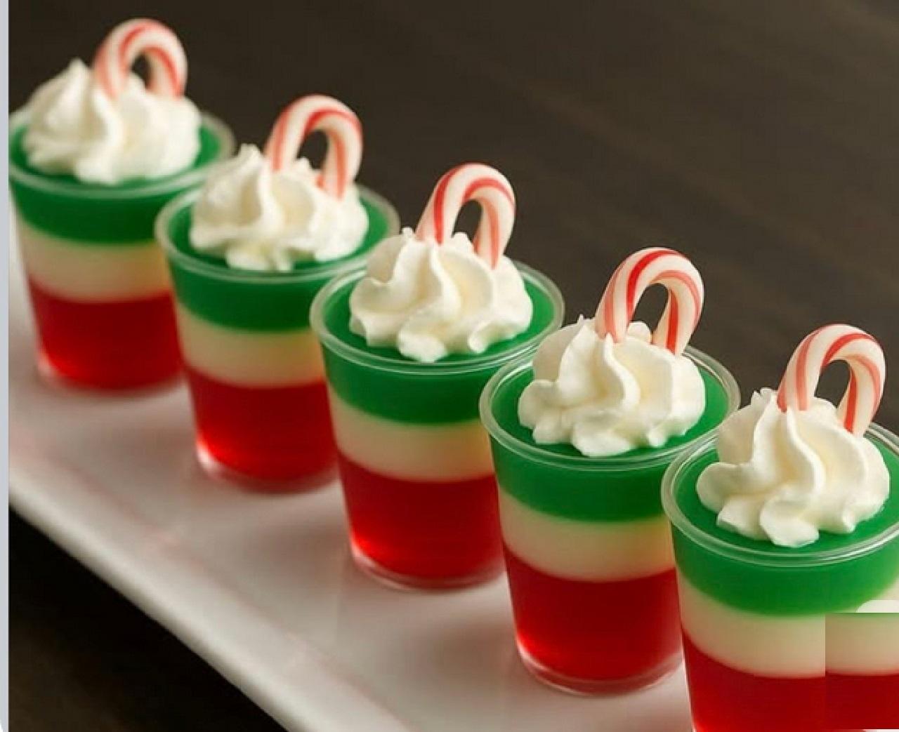 مدل ژله رنگین کمان لیوانی یلدایی 3