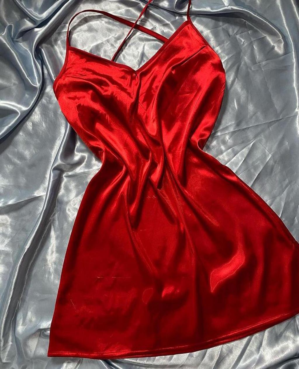 مدل لباس خواب عروس قرمز ساده