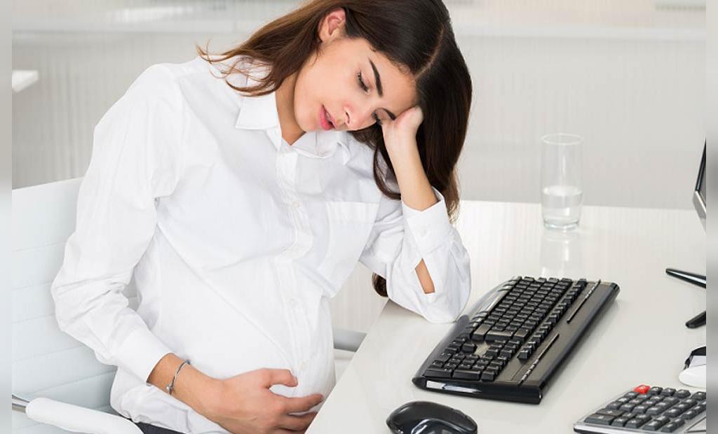  اگر بارداری بیش از 40 هفته شود چه اتفاقی می افتد؟