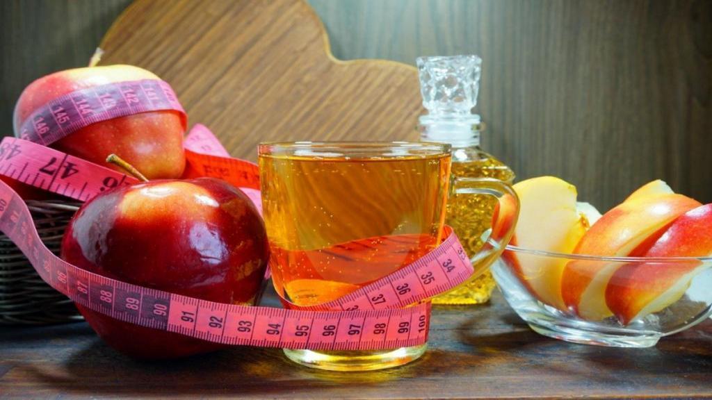 روش مصرف سرکه سیب برای لاغری و کاهش وزن (راهنمای کامل)