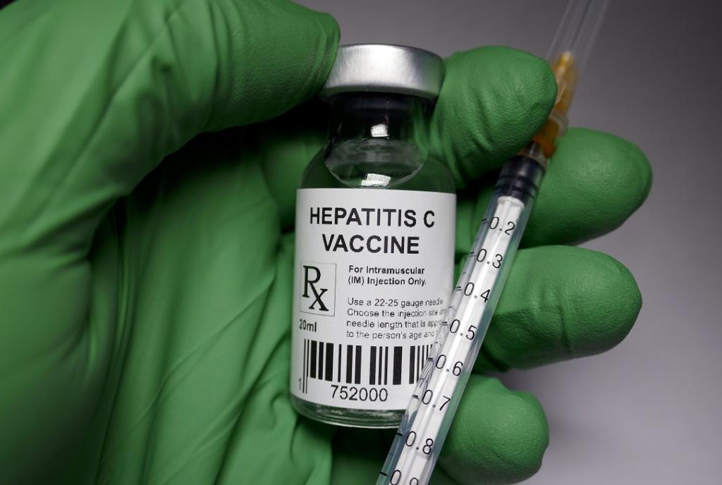 آیا واکسن هپاتیت C موجود است؟