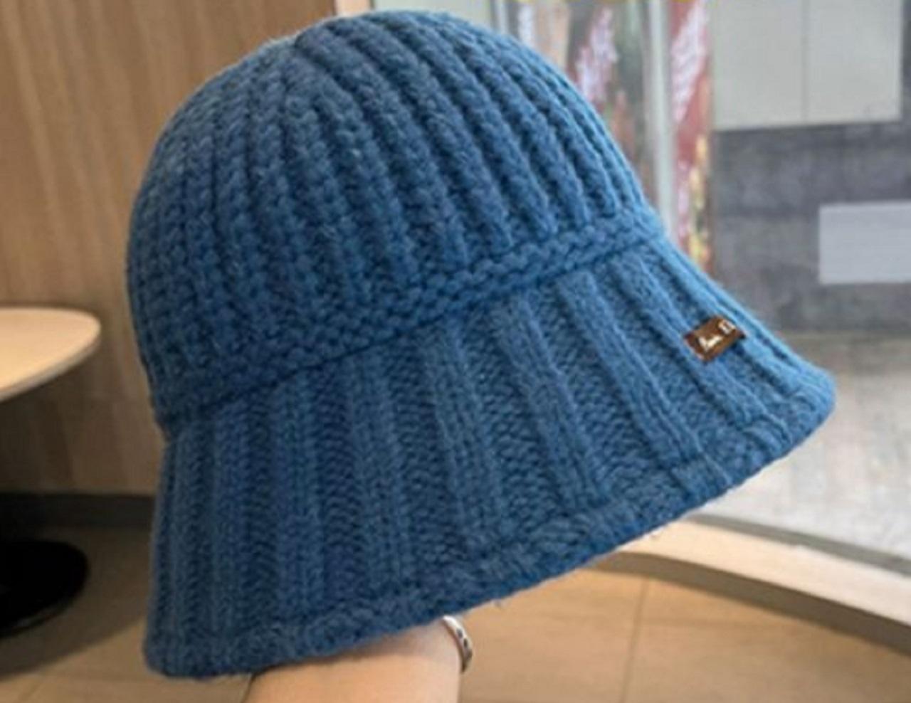 مدل کلاه بافتنی دخترانه ساده و شیک1