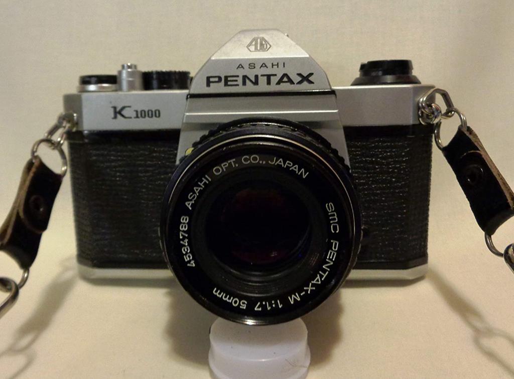 بهترین دوربین فیلمبرداری برای سفر Pentax K1000