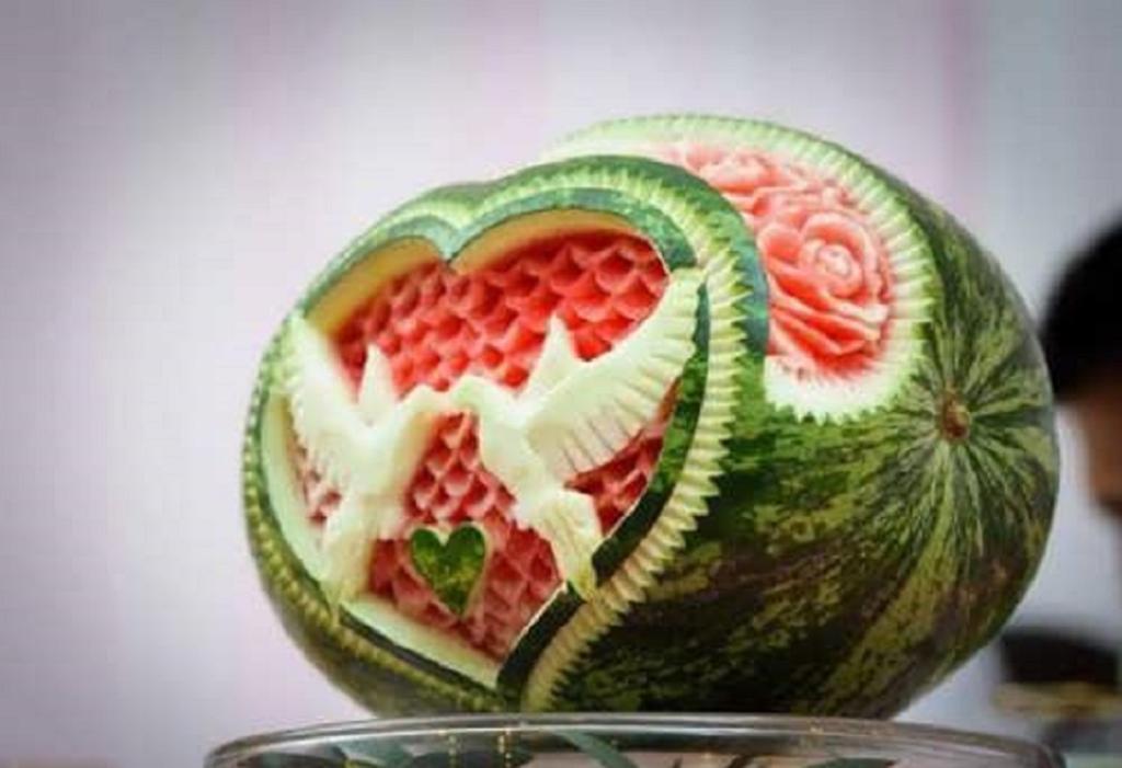 تزیین شب یلدا برای عروس ساده