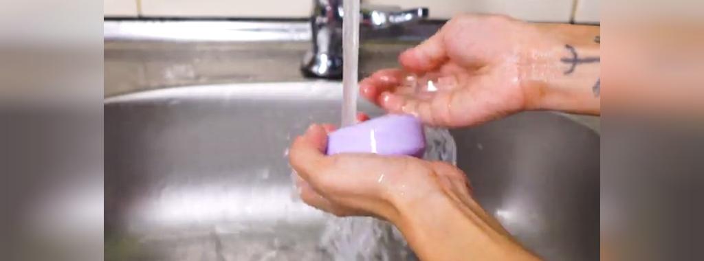 شستشو اسفنج آرایشی قابل استفاده مجدد با صابون جامد