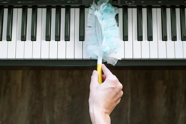 1نحوه تمیز کردن کلیدهای پلاستیکی پیانو