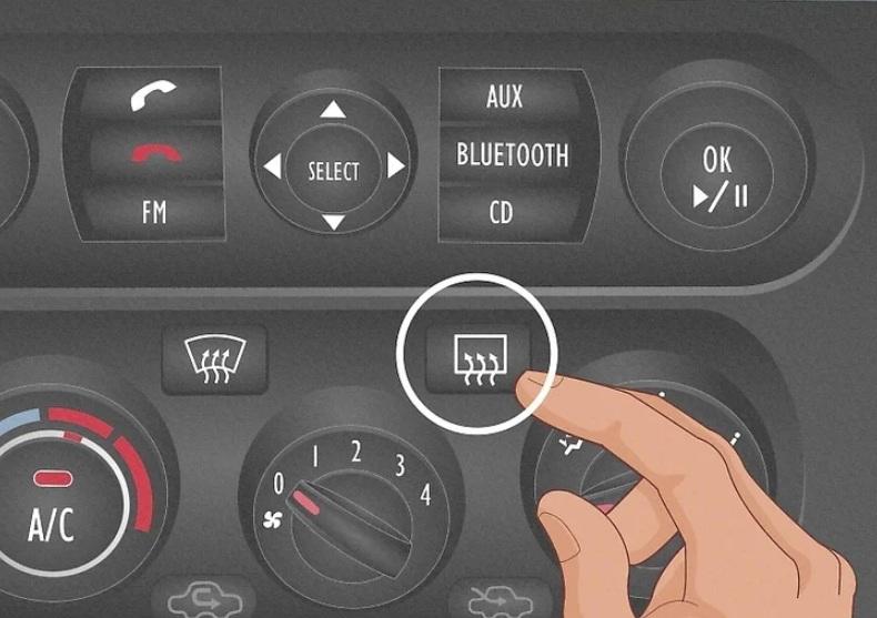 نحوه‌ی استفاده از یخ‌زدای خودرو 2