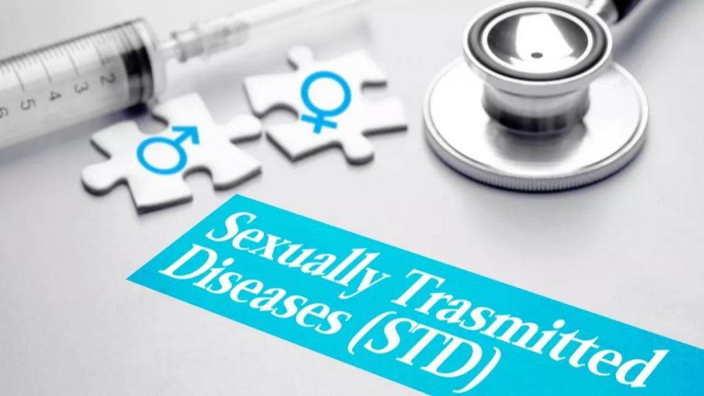 بیماری های مقاربتی (STD) چیست ، علت و درمان بیماری آمیزشی