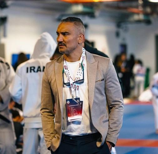 عکس محمد منصوری به عنوان داور