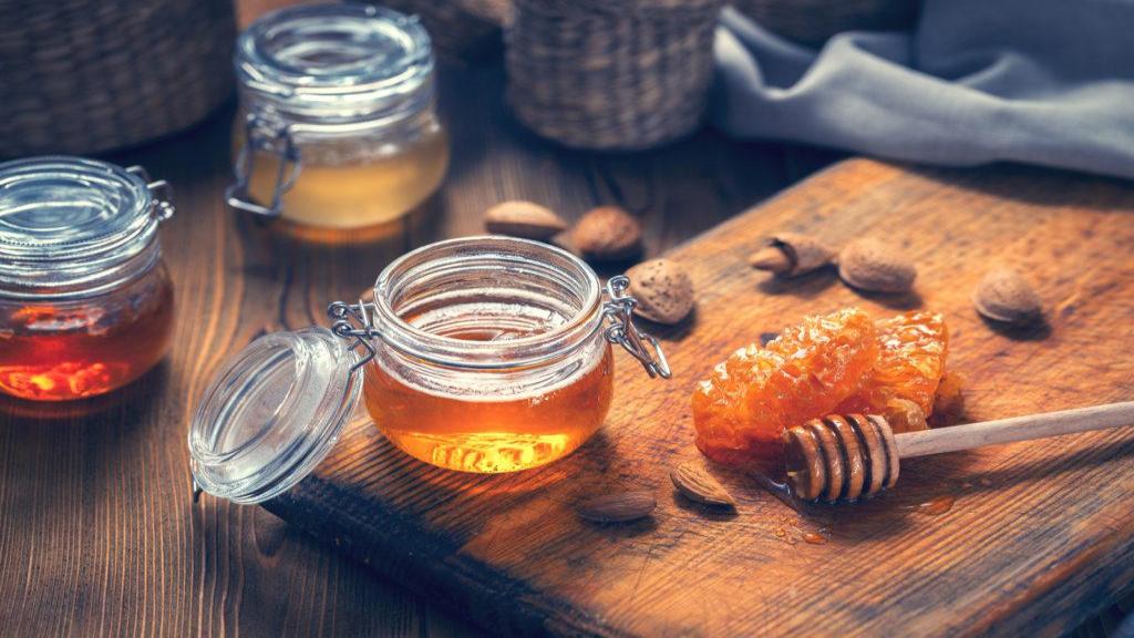 خواص عسل برای سلامتی و کاهش وزن + آیا عسل برای رژیم غذایی بد است