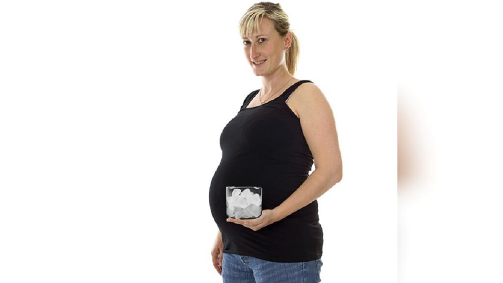 علل هوس خوردن یخ در بارداری