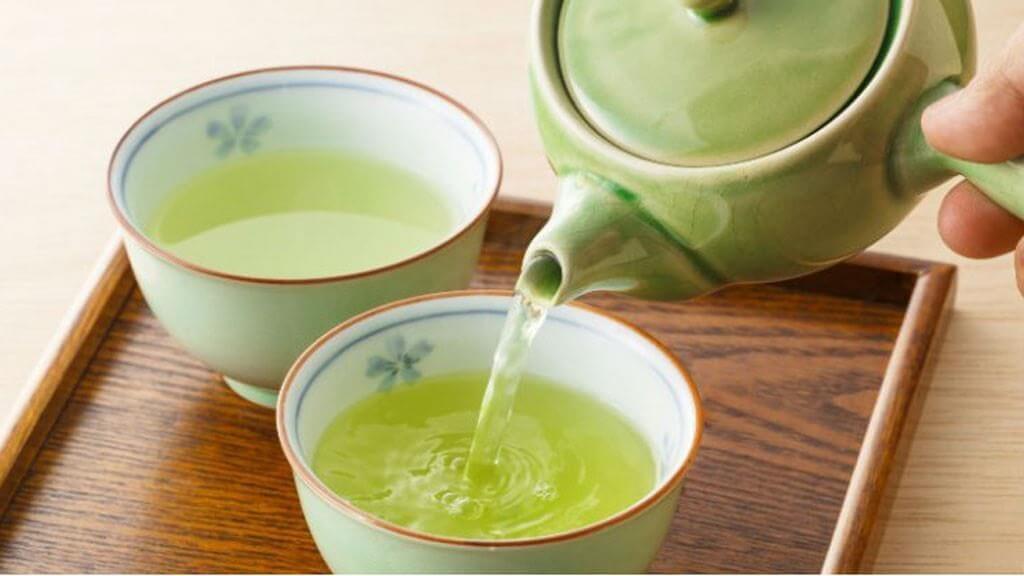 اسکراب خانگی برای پوست های خشک: اسکراب چای سبز و عسل