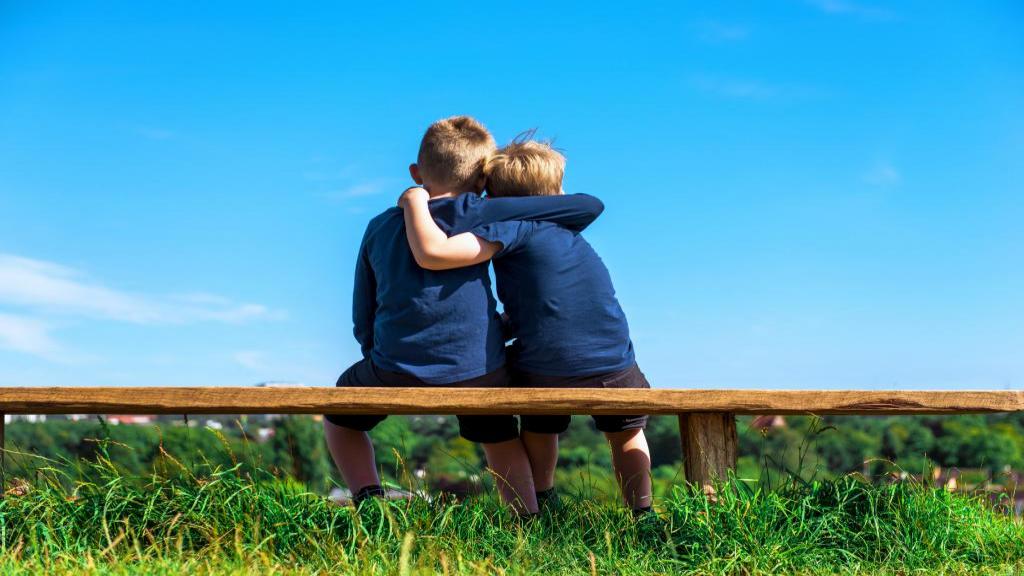 فواید دوستی برای سلامتی کودکان و بزرگسالان از نظر روانشناسان