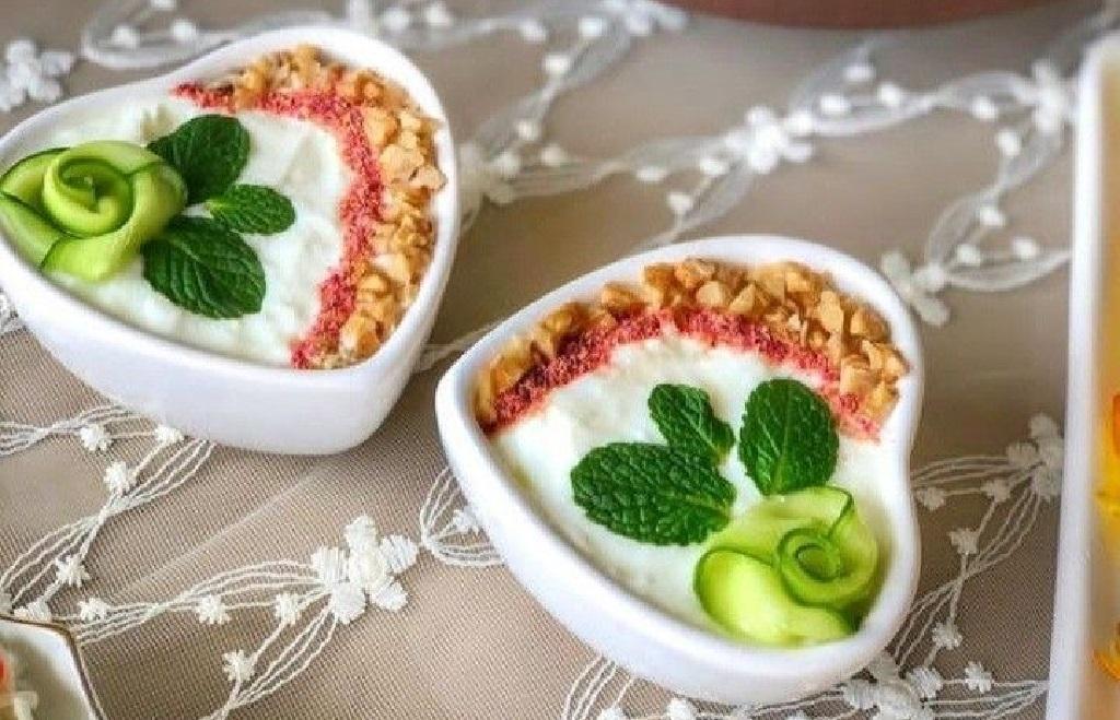 مدل تزیین ماست و خیار یا گردو 2