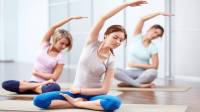 آموزش بهترین حرکات یوگا در خانه برای افزایش انرژی، رفع اضطراب و سلامتی