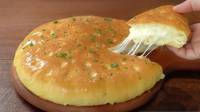 طرز تهیه نان شکم پر پنیری با سیب زمینی خوشمزه بدون فر و با فر