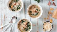 طرز تهیه سوپ زوپا توسکانا خوشمزه و خامه ای ایتالیایی اصیل با سوسیس