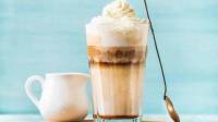 طرز تهیه قهوه فراپه وانیلی کاراملی خوشمزه با بستنی سبک کافی شاپی
