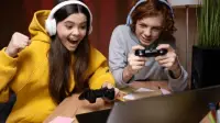 چگونه ماینکرافت را با دوستان بازی کنیم؟ آموزش کامل آنلاین و LAN