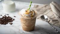 طرز تهیه قهوه فراپه میلک شیک خوشمزه نوشیدنی سرد مخصوص تابستان