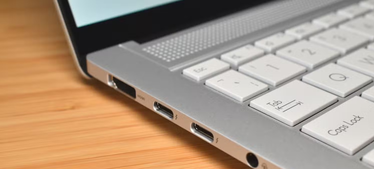 معنای آیکون کنار USB-C 3