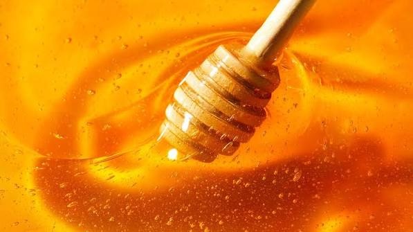 آیا عسل را باید در یخچال نگهداری کرد؟