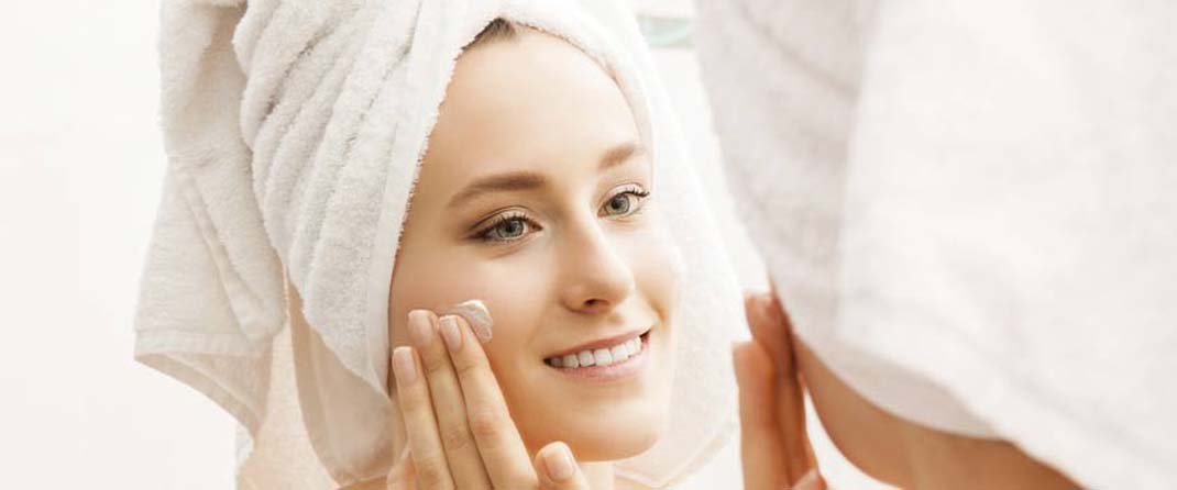 آیا وازلین لک صورت را سفید می کند؟