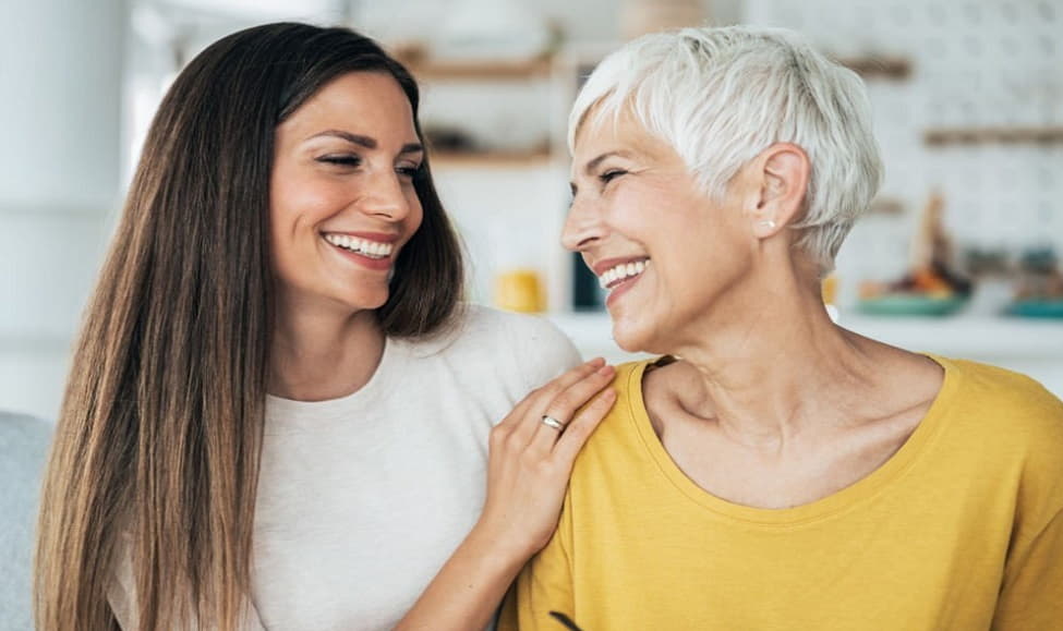 چه حرفهایی باعث صمیمیت بیشتر با مادرشوهر میشود؟